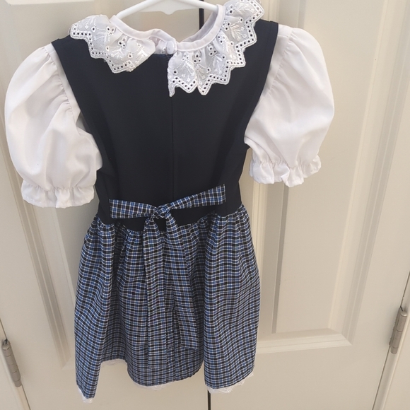 Kids Traditional Blue and White Costume - Picture 3 of 3